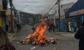 [VIDEOS+FOTOS] El caos se apodera de Concepción con disparos, barricadas y violentas protestas