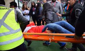 [VIDEO+FOTOS] Mujer que “voló” a la cancha en partido de La Roja Femenina terminó con fractura y arriesga dura sanción