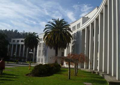 Estudiantes se toman Rectoría de la U. de Concepción